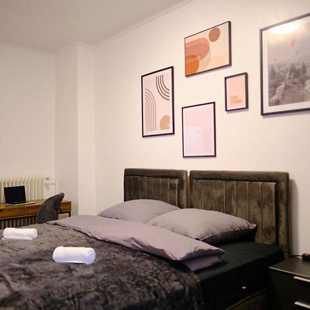 Primetime Suite Fuer 8+Kueche/Wifi 埃森 外观 照片