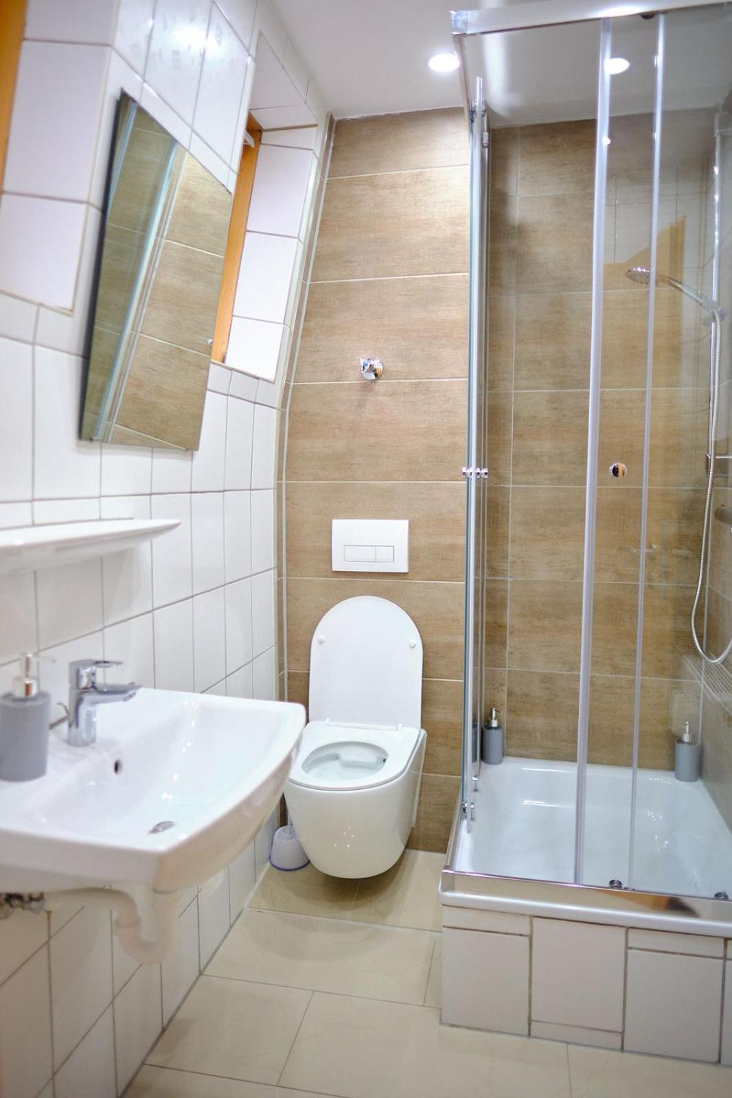 Primetime Suite Fuer 8+Kueche/Wifi 埃森 外观 照片